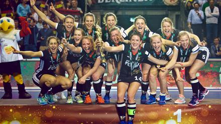 So war es 2018: Deutschland holte bei den Frauen den WM-Titel in der Max-Schmeling-Halle.