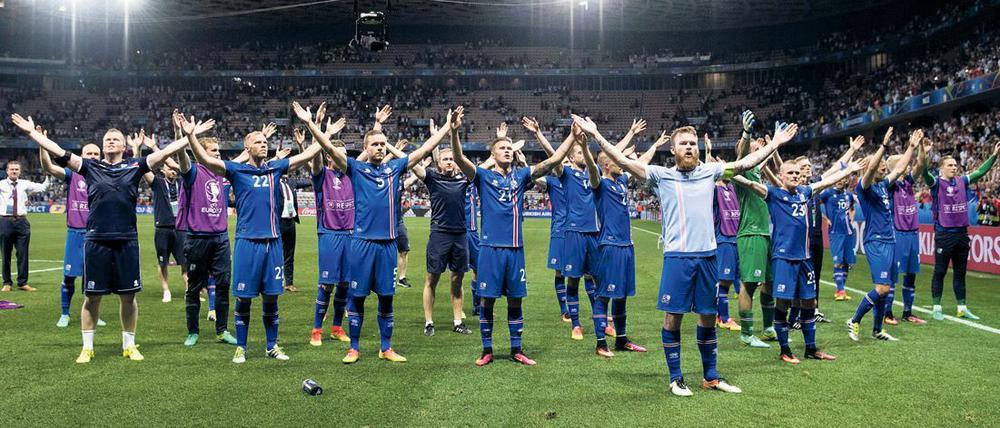 Helden des Sommers 2016: Die Isländer feierten bei der EM eine Fußball-Party.