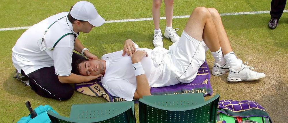 Schmerzen im Nacken, müde im Kopf: Tennisrekordler John Isner.
