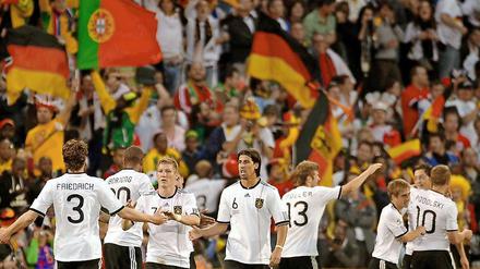 So sehen Sieger aus. Deutschland schlägt England 4:1.