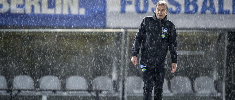 Hauptsache, positiv. Bei Jürgen Klinsmann hatte man manchmal das Gefühl, dass es gar kein schlechtes Wetter geben kann.