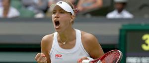 Freudenschrei. Angelique Kerber gelingt in Wimbledon ein großer Sieg gegen Maria Scharapowa.