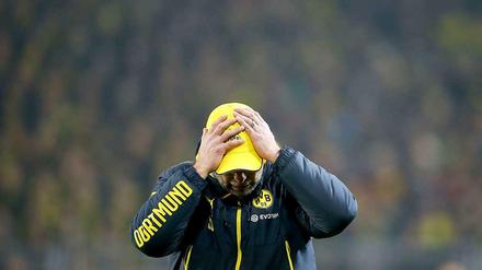 Kopfschmerzen bei Jürgen Klopp? Zwei Tage vor dem Spiel zwischen dem FC Bayern München und Borussia Dortmund hat Helmut Markwort, Verwaltungsbeirat des Rekordmeisters, über Kontakte zum BVB-Trainer gesprochen.