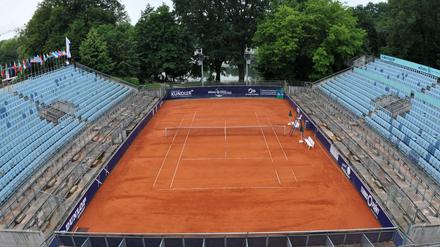 Bald begrünt? Im Steffi-Graf-Tennisstadion könnte ab nächstem Jahr wieder die Tenniselite gastieren - dann wohl auf Rasen.