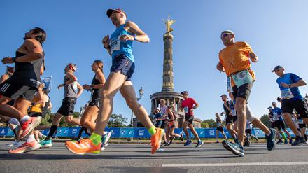 Am nächsten Sonntag ist es wieder so weit. Tausende Läufer:innen wollen in Berlin den Marathon schaffen.