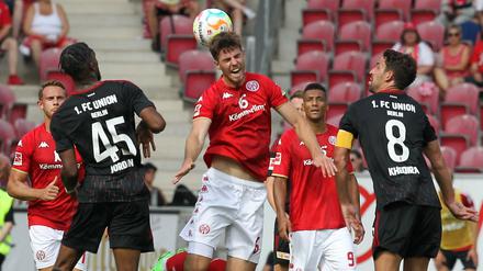 Der FSV Mainz 05 und der 1. FC Union Berlin haben die Chance auf den perfekten Start in die Fußball-Bundesliga vertan.