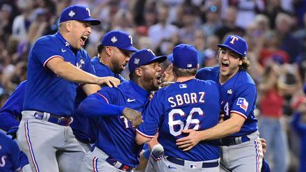 Die Texas Rangers sind erstmals Champion in der Major League Baseball.