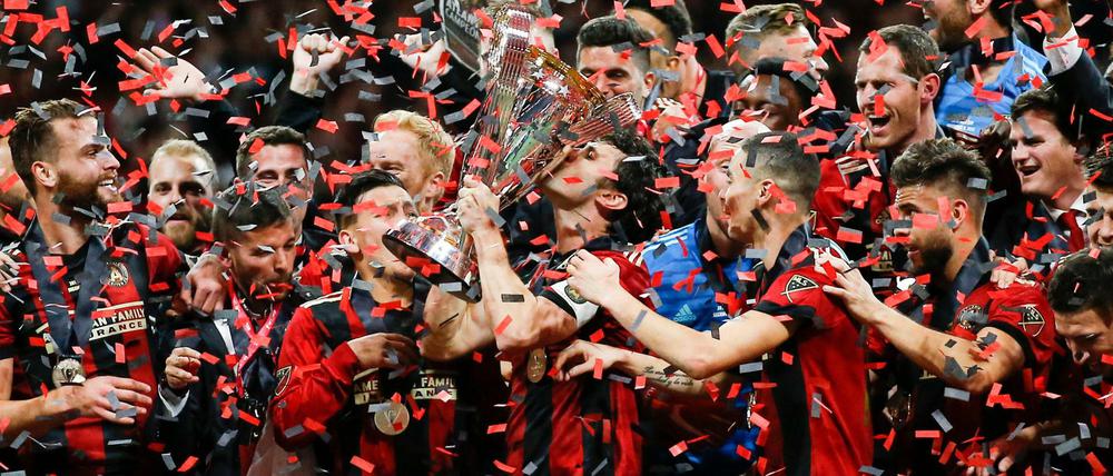 Die Spieler von Atlanta United feierten den MLS-Triumph ausgiebig.