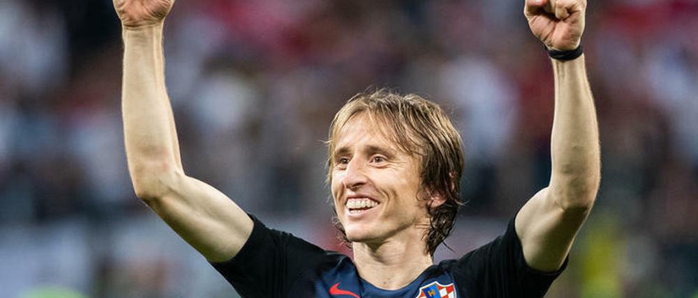 Da freut er sich. Luka Modric ist Europas bester Fußballer.