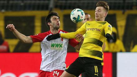 Marco Reus traf früh für Dortmund, doch der BVB tat sich danach sehr schwer gegen Augsburg.
