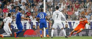 Der Moment der Entscheidung. Alvaro Morata (9) trifft zum 1:1 für Juventus.