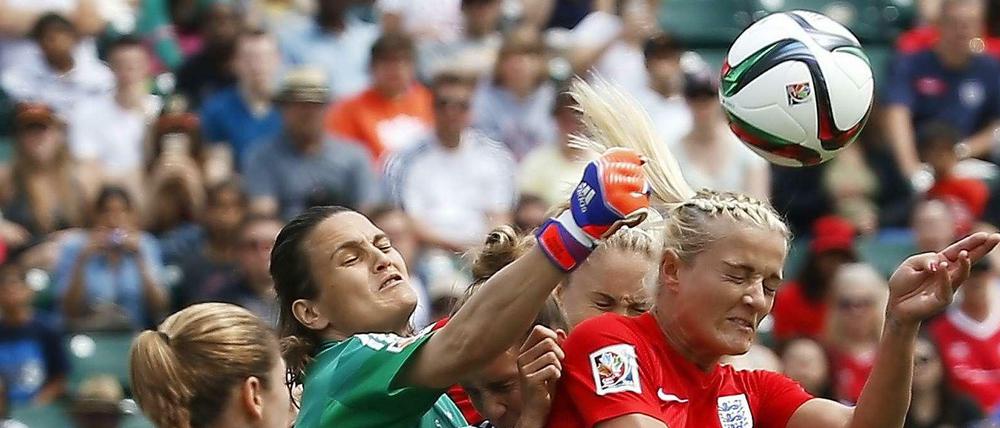 Torhüterin Nadine Angerer konnte die Niederlage gegen England nicht verhindern.