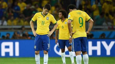 Team ohne Zukunft? Oscar (l.) wird auch weiterhin eine wichtige Rolle in der brasilianischen Mannschaft spielen, Fred dagegen wohl kaum. 
