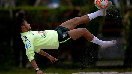 Wie Romário und Ronaldo? Neymar will, wie schon seine Vorbilder, den WM-Titel mit Brasilien gewinnen.