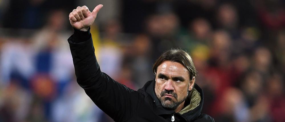 Daumen hoch. Daniel Farke ist neuer Trainer von Borussia Mönchengladbach.