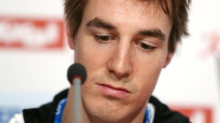 Johannes Dürr bei einer Pressekonferenz während der Olympischen Spiele 2014. Damals war er des Dopings überführt worden. 