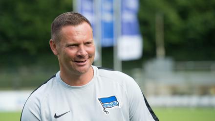 Bleibt beim Plan. Trainer Pal Dardai will in die Hertha-Akademie zurück.