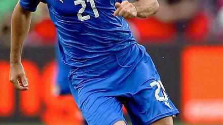 Der überragende Spielmacher Andrea Pirlo sorgt mit seinen Pässen für das Tempo im Spiel der italienischen Nationalmannschaft