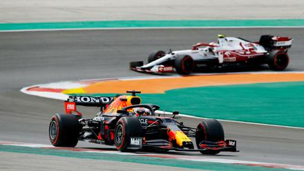Red-Bull-Pilot Max Verstappen hat sich im letzten Training der Formel 1 in Portugal die Bestzeit gesichert. 