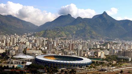 Eine von vielen Baustellen. In Rios Maracanã-Stadion soll das WM-Finale stattfinden, doch die Renovierung verzögert sich.