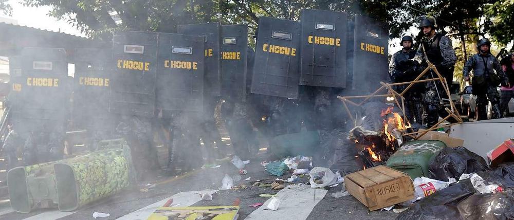 Keine Lust auf die WM: Viele Brasilianer gingen gegen das Turnier auf die Straße. Es kam zu Zusammenstößen mit der Polizei 