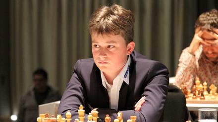 Vincent Keymer, 17, spielt Schach seitdem er fünf ist und wurde mit 14 Jahren bereits Großmeister.