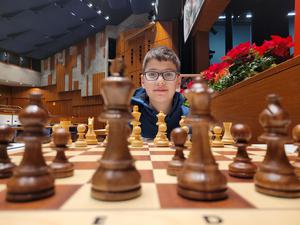 Schach-Wunderkind Hussain Besou.