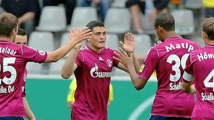 Keine Blöße gab sich Schalke 04 gegen den Landeligisten Teningen. 