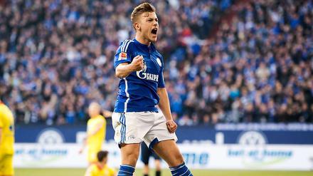 Schalkes Max Meyer jubelt nach seinem Treffer zum 3:0.