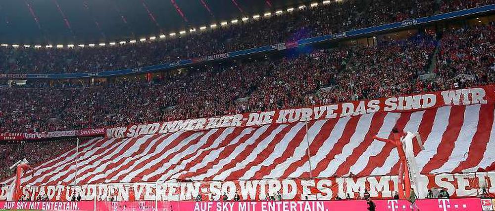 Die Ewigtreuen. Die Südkurve des FC Bayern.
