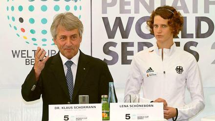 Der Präsident und seine Athletin. Klaus Schormann, 66, ist seit 20 Jahren Präsident des Weltverbands der Modernen Fünfkämpfer. Der Olympiasieg von Lena Schöneborn 2008 in Peking hat seiner Sportart auch in Deutschland genützt.