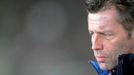 Eintracht Frankfurt hat sich von Trainer Michael Skibbe getrennt.