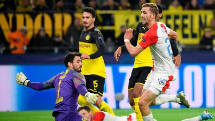 Roman Bürki schien am Dienstag fünf Beine und sieben Arme zu haben. Der Torwart des BVB zeigte ein überragendes Spiel.