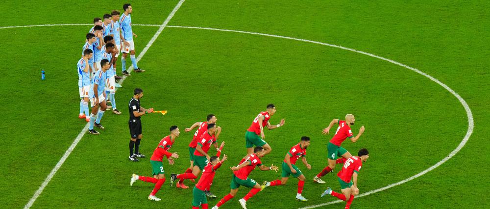Die Kleinen laufen den Großen davon. Selten zwar, aber zumindest Marokko schaffte es bei dieser WM ins Viertelfinale.