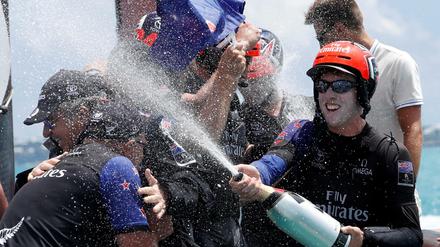 Der Neuseeländer Peter Burling ist jetzt der jüngste Skipper, der je den America's Cup gewonnen hat.