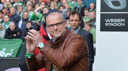 Applaus, Applaus. Thomas Schaaf, hier 2014 als Gast im Weserstadion, ist bald wieder in offizieller Funktion Werderaner.