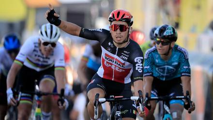 Caleb Ewan hat die elfte Etappe der Tour de France gewonnen.
