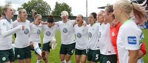 Feierroutine. Der VfL Wolfsburg ist seit Jahren der dominierende Klub in der Bundesliga der Frauen.