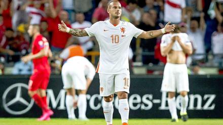 Hollands Wesley Sneijder beklagt die 0:3-Niederlage in der Türkei