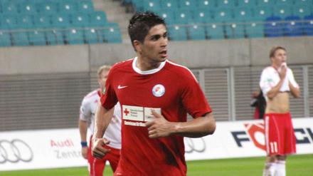 Fatih Yigitusagi auf dem Weg zum ersten Punktgewinn für Türkiyemspor in der neuen Saison.