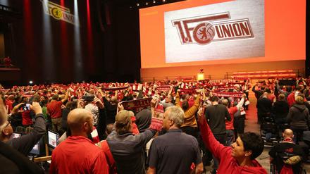 Bei der Mitgliederversammlung des 1. FC Union herrschte Stadionatmosphäre.