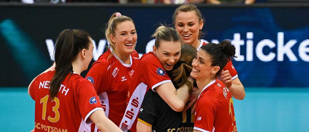 Die Volleyballerinnen vom SC Potsdam verbindet ein besonderer Zusammenhalt.