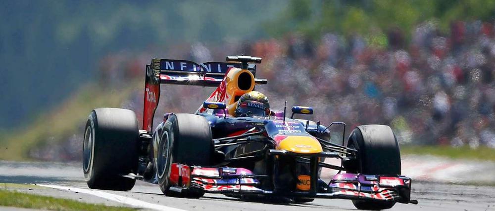 Vorneweg: Sebastian Vettel gewinnt erstmals auf dem Nürburgring.