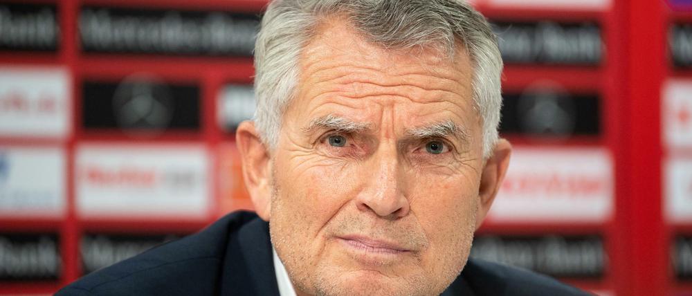 Geschäftig. Wolfgang Dietrich, Präsident des VfB Stuttgart, steht im Fokus.