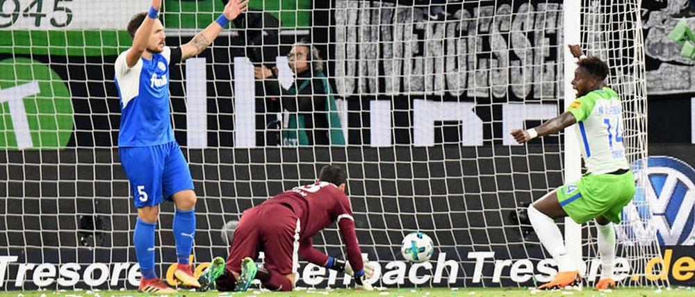 Wolfsburg ging früh 1:0 in Führung, am Ende hieß 3:1 für den Favoriten.