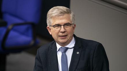 Andrew Ullmann (FDP), Mitglied des Deutschen Bundestages, spricht in der Debatte zum Masernschutzgesetz im Oktober 2019. 
