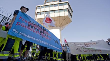 Das gab's schon mal: Bereits 2010 legte das Bodenpersonal am Flughafen Tegel vorübergehend die Arbeit nieder.