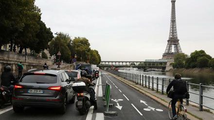 Bald werden sich die Radfahrer in der Pariser Innenstadt die Straßen nicht mehr mit Autos teilen müssen.