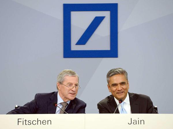 Jürgen Fitschen und Anshu Jain führen die Deutsche Bank seit drei Jahren - jetzt wollen sie sie neu aufstellen.