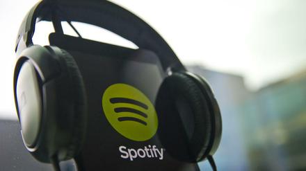 Greift Spotify zu viele Nutzerdaten ab? Viele User sind über die neuen AGBs verstimmt.